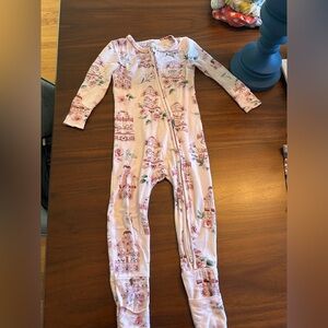 Posh Peanut convertible footie pajamas